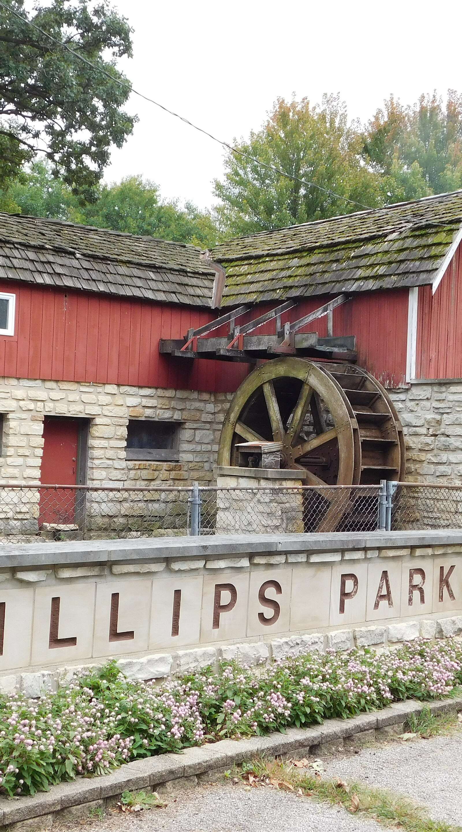 Phillips Park Zoo