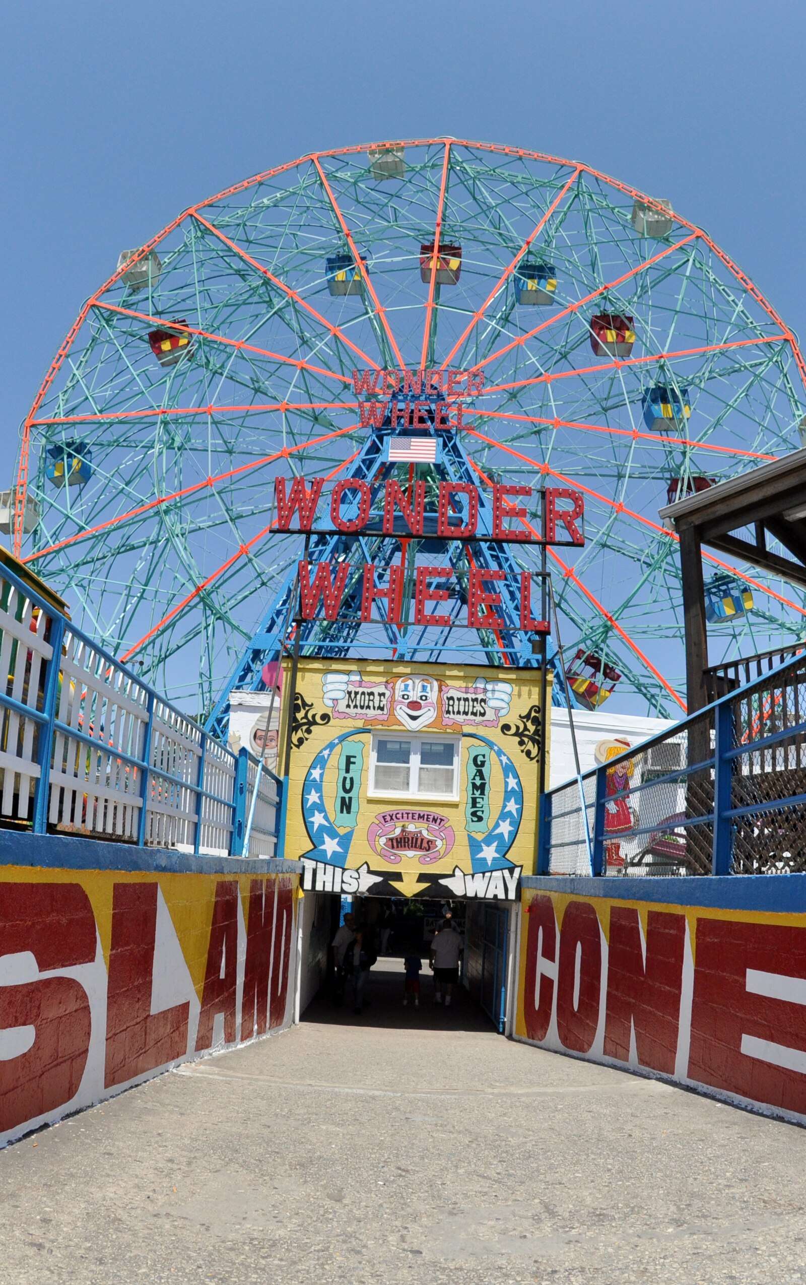 Deno's Wonder Wheel Amusement Park